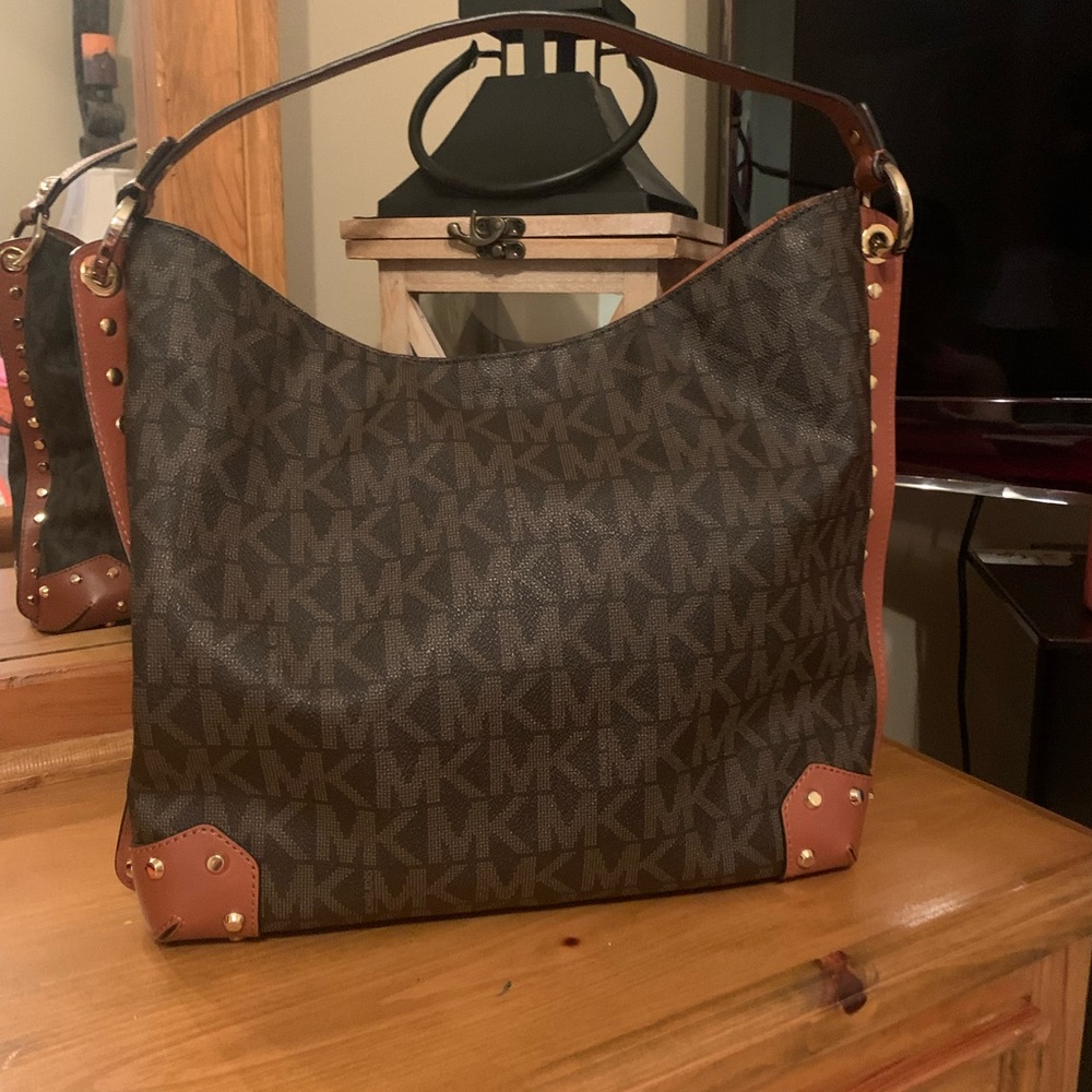 Michael Kors Brown and Tan leather Shoulder Bag. Brand new without tags.